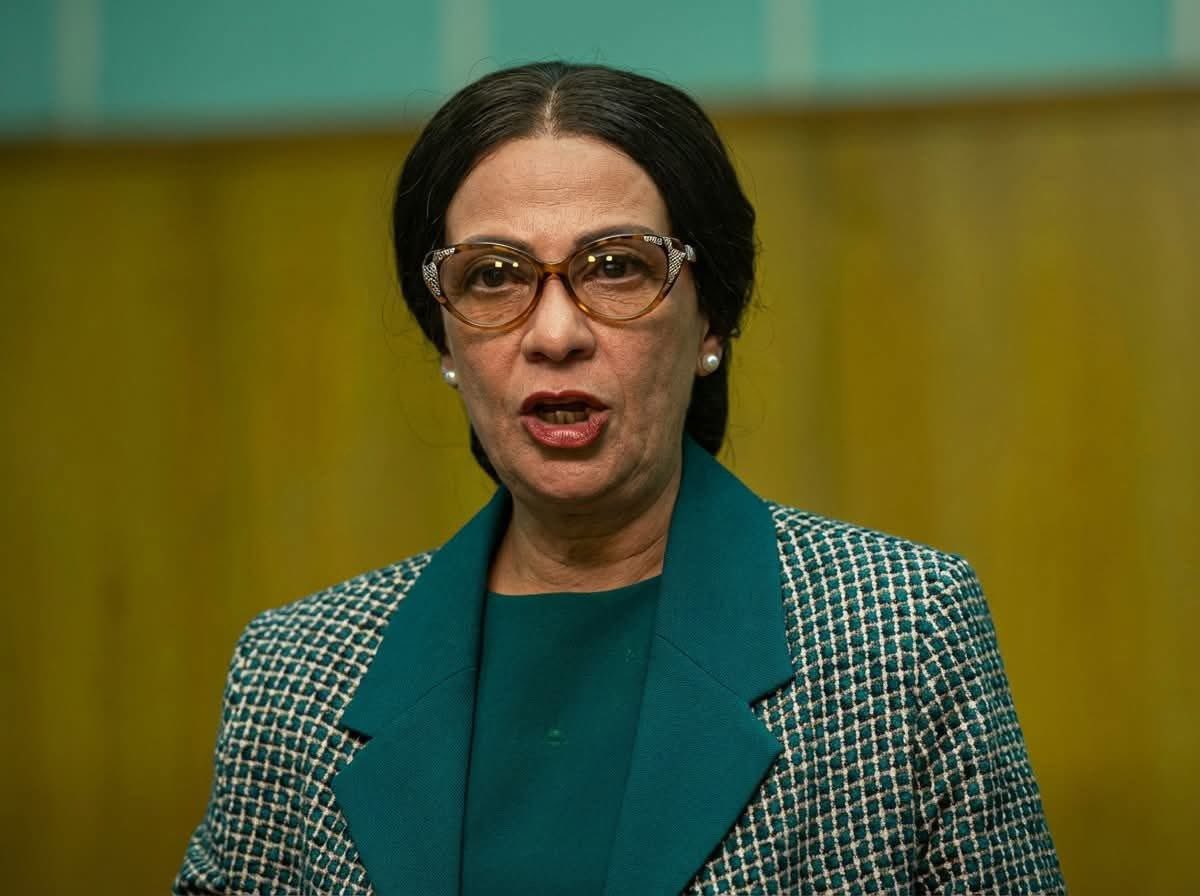 يالهوى يالهوى يالهوى 😳🙉في اية ياشيخه