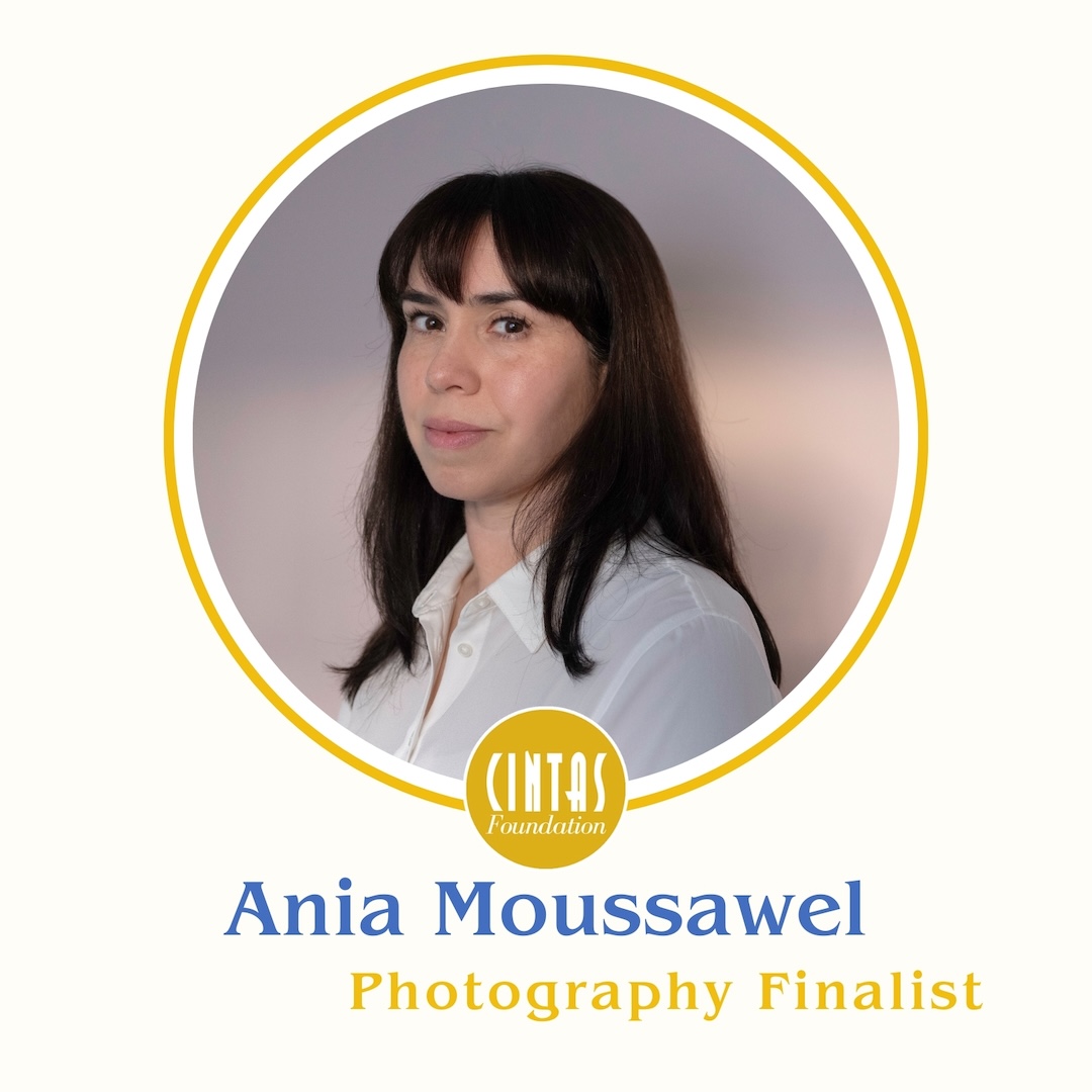 cintasfoundatio's tweet photo. Introducing our 2025 Fellowship Finalists
In Photography - Ania Moussawel:

Ania Moussawel is a Cuban-Lebanese American artist and educator from Miami, Florida. Her work in
photography and video explores notions of family, memory, and loss... https://t.co/rXlQ4Z5Kix