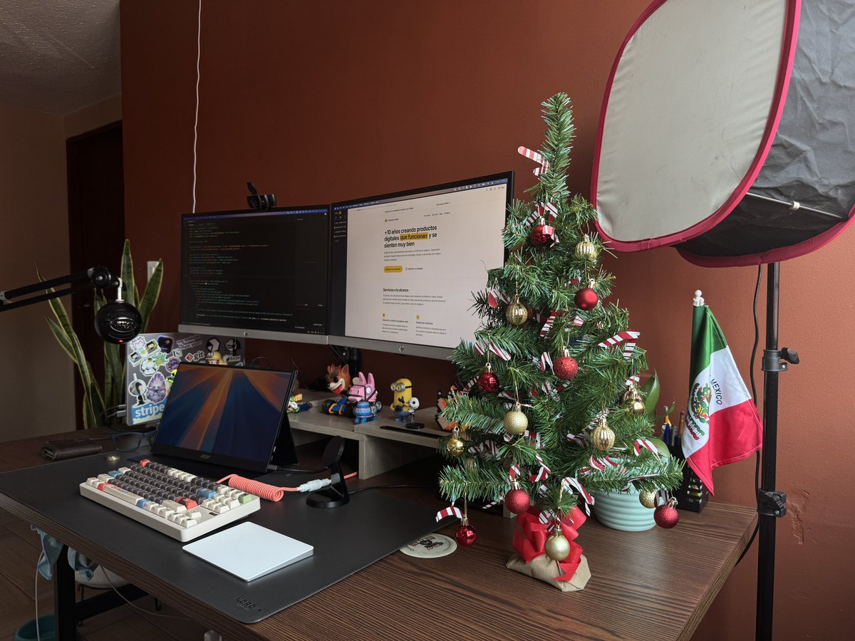 coderdiaz's tweet image. Ya andamos bien Merry Christmas 🎄