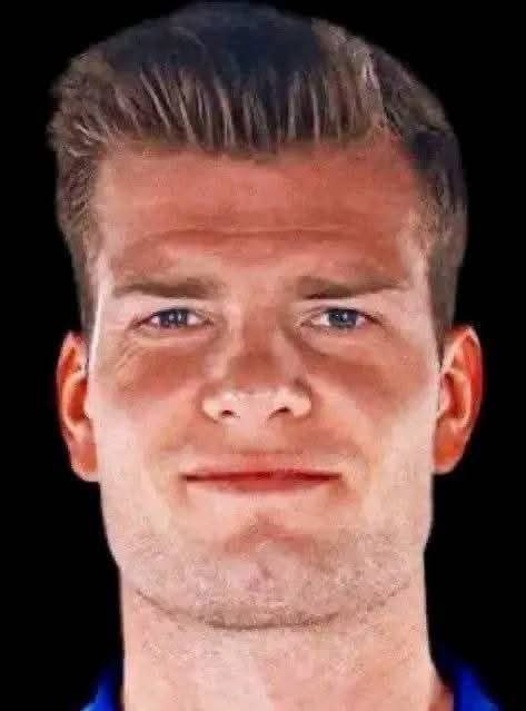 راسية سورلوث الي هتيجي بالدقيقة 4 تخلي البرشلوني يبكي على الصدارة طول المبارة 😂