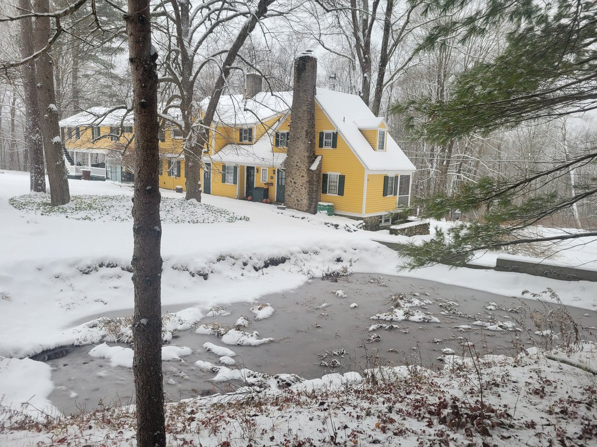 denisrmiller's tweet photo. Bakersville at 1:30. Sleet mixing in with snow. 30°, 3.3" of snow. @NWSAlbany @StormFurey @bobmaxon @bobcox98 @gilsimmons @Eweather13 #ctwx https://t.co/j986qknSND