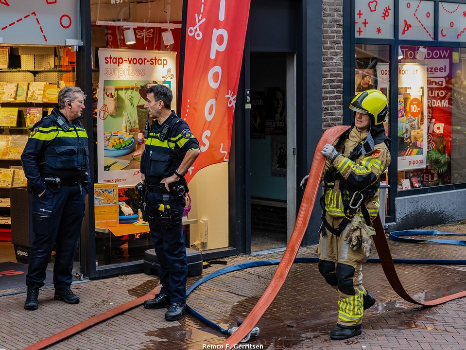 Grote woningbrand aan de Kleiweg in Gouda
