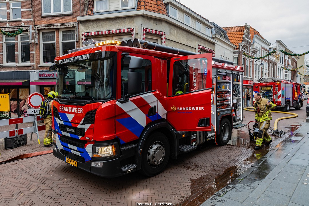 Grote woningbrand aan de Kleiweg in Gouda