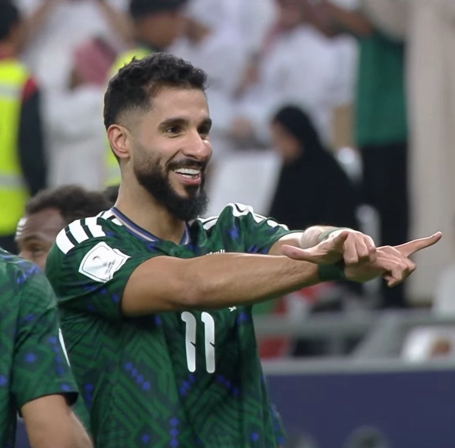 SF_SKD's tweet image. كعبنا عالي . . . . وعينك تشوووووووف❤️❤️❤️
 #السعوديه_عمان