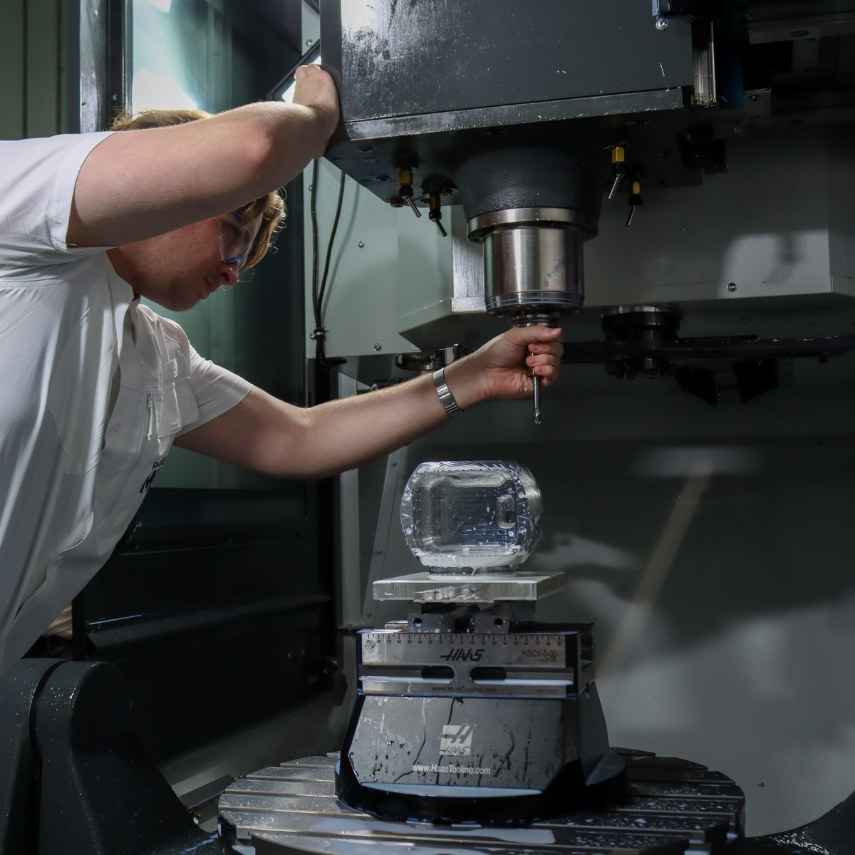 ProjectMfg's tweet image. Jingle bells… machining skills… 🎶

Our competitors keep the rhythm going all year long, and we’re so proud of everything they’ve accomplished in 2025!

#ProjectMFG #SkilledTrades #Manufacturing #Machining #CNC #HolidayCheer #MachiningLife #FutureMakers