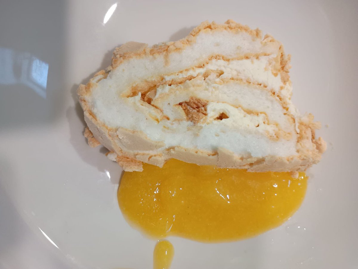 Soul in a Bowl Tuesday group made - soup, pie and roulade, homemade baked beans and colcannon as an accompaniment to the pie and blueberry muffins ❤️❤️