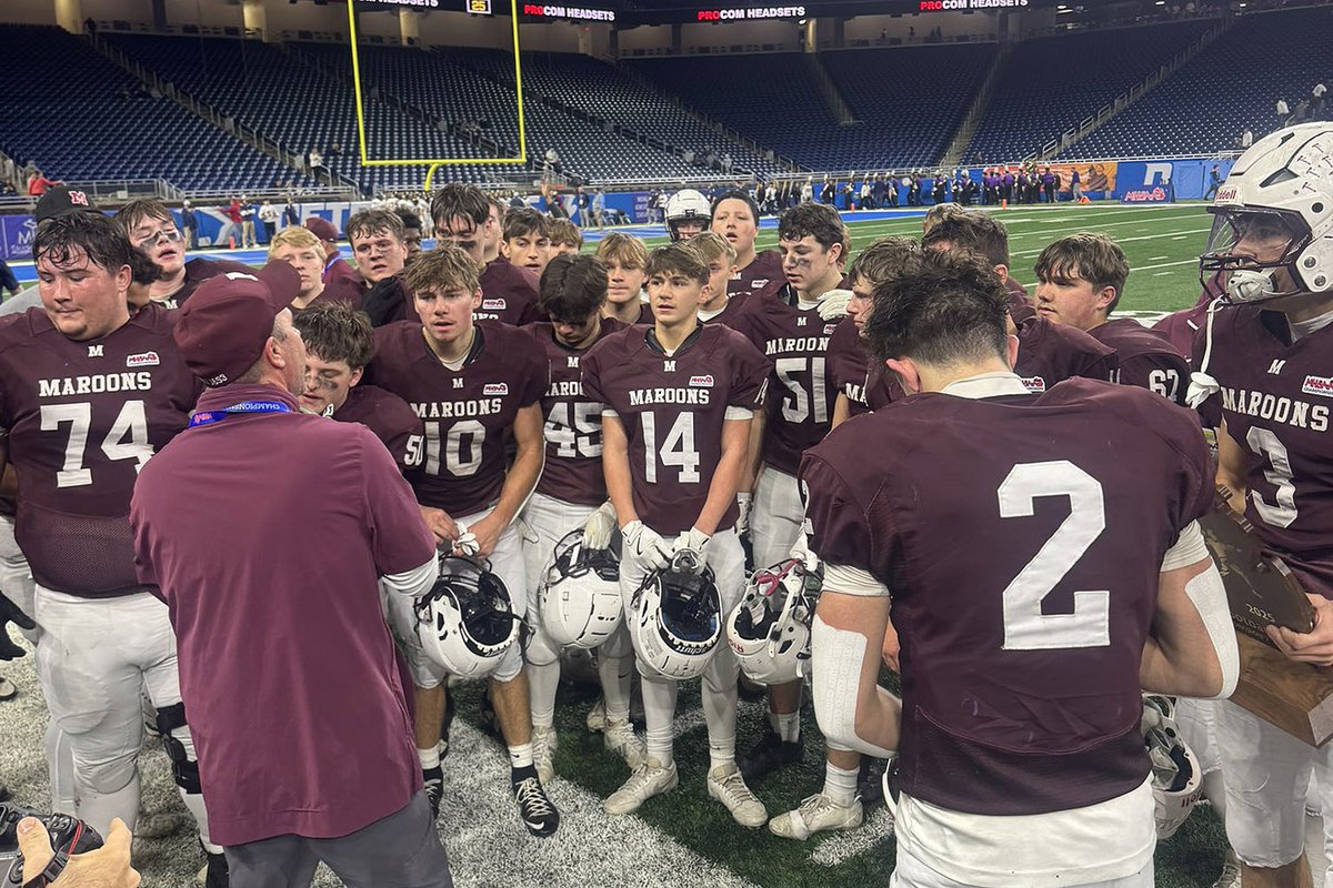 How a Small-Town U.P. Football Team Won a State Title <a href="/AlexDeimel1/">Alex Deimel</a> 
enjoyer.com/small-town-up-…