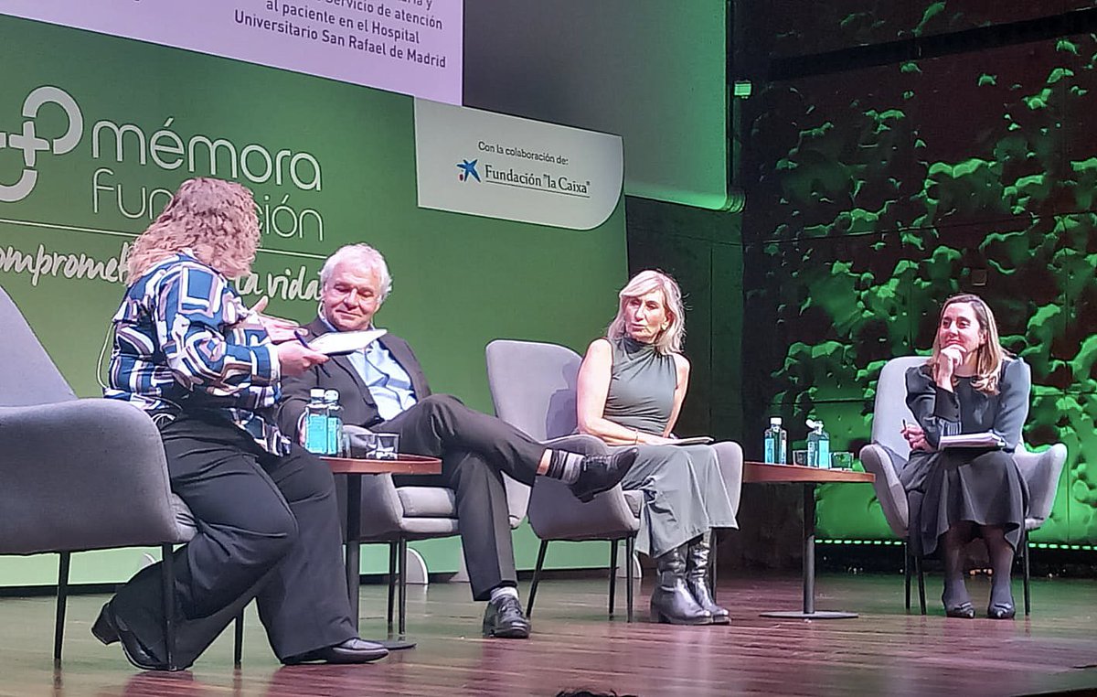 Silvia Celemín ha destacado la inequidad territorial y la falta de profesionales especializados "y con tiempo para la escucha", y Josep Paris ha resaltado el privilegio de los profesionales de "abrir ventanas de sentido en las familias" y facilitar la elaboración del legado