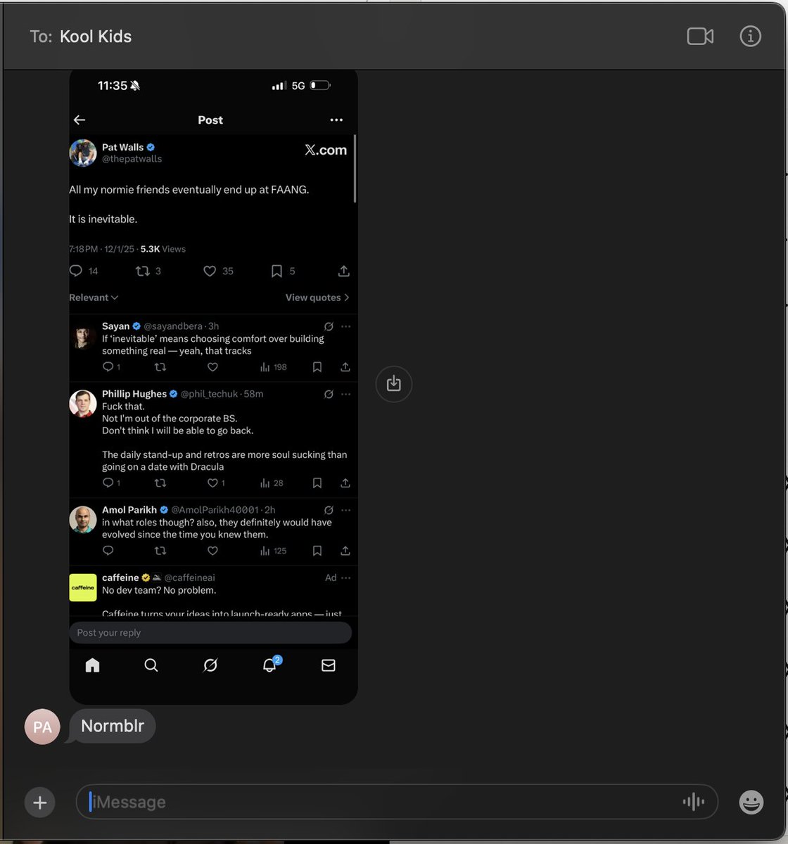 Presque tous les jours, mon groupe de discussion d'amis de la première heure me taquine à propos d'un de mes tweets, lol