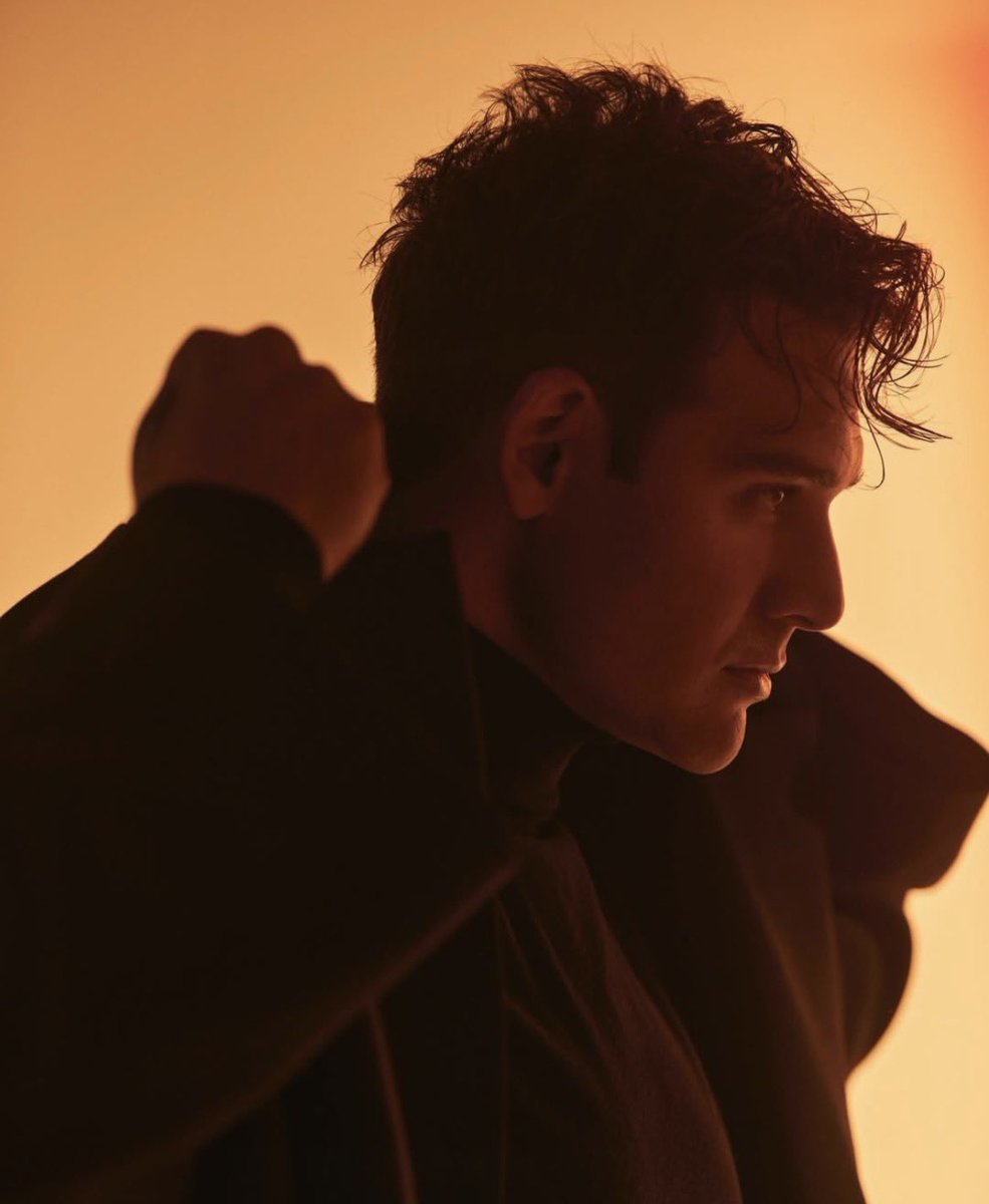 Daily Ryan Guzman ᯓ★ tweet media