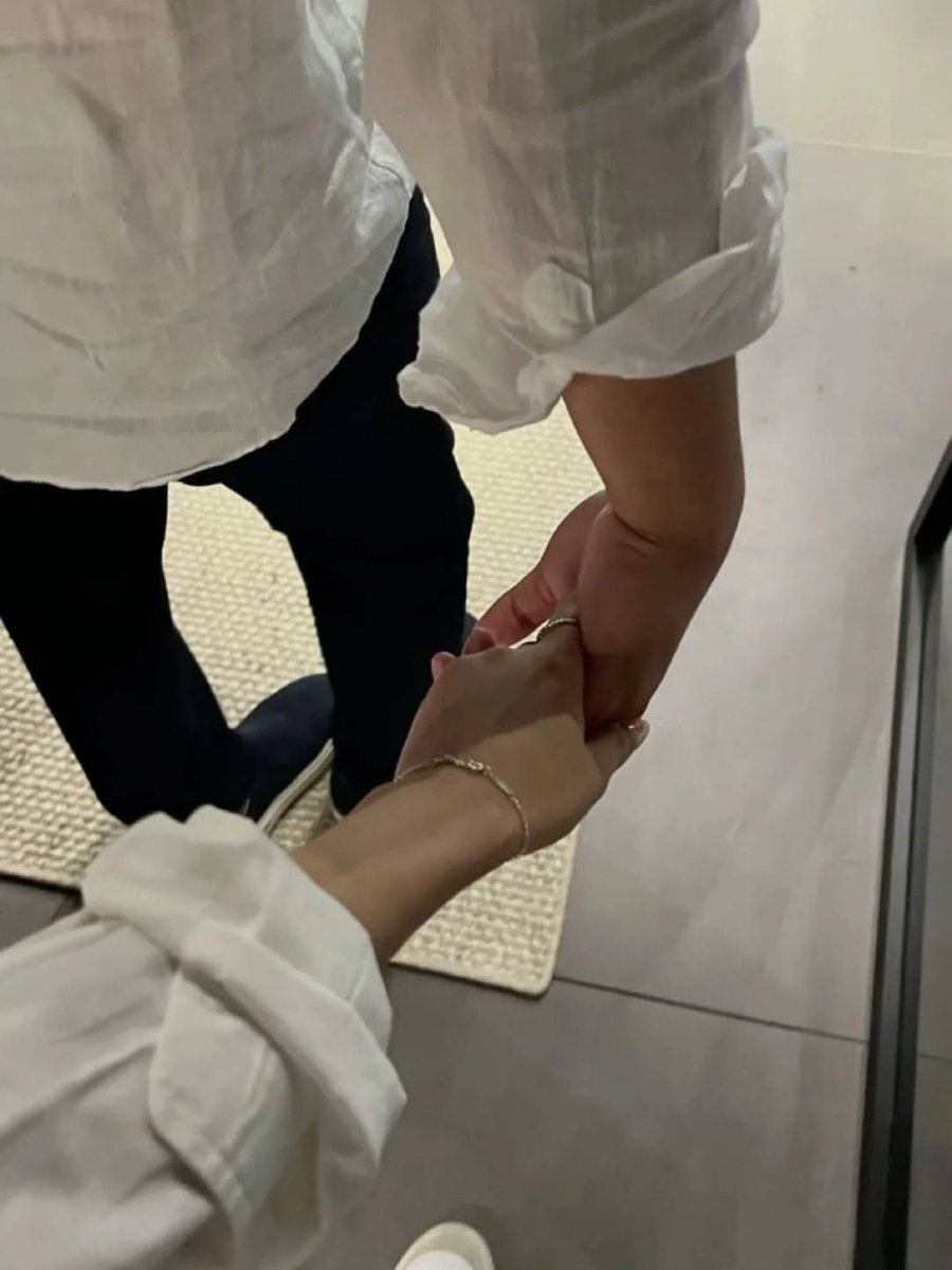 . (@couplxlove) on Twitter photo 