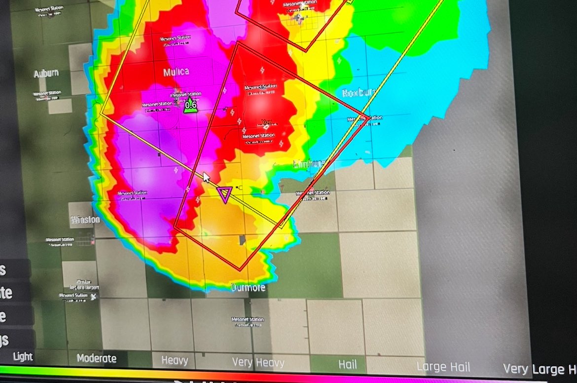 arbydasnek18667's tweet image. Me and my discord son decided to play a Tornado game OMG, that thing got scary fast lol. Had so much fun! 

#Tornado #ROBLOX #robloxugc #Fun #Gaming #Roblox #Danger #Snake #Owl #Car #Fall2025