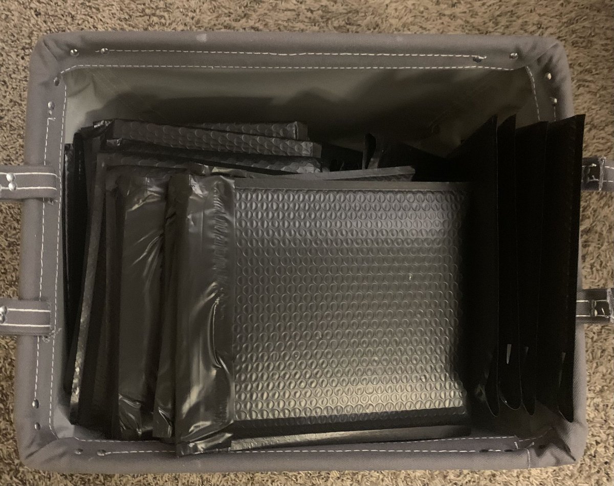 More packages are going out! Be sure to check your emails for tracking, and let us know when your package arrives! 💪✨️

We'll update you again once all packages are sent! ‼️