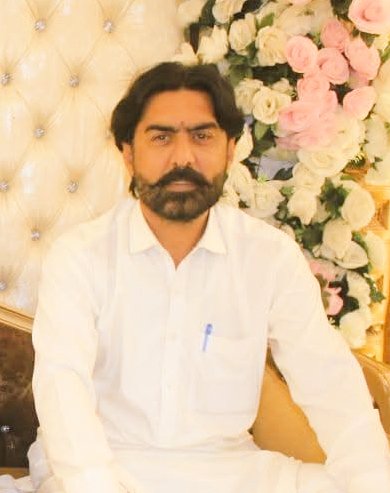 zohaibPlf's tweet image. We three brothers !

Medical.♥️. Law. 🖤. Banking 💚.

Younger Muhammad Luqman Ex-#PSF 
Profession. Medical Rep . ♥️

Me, Advocate High Court . #PLF 
Profession. Law / Advocate 🖤

Elder Abdul Salam . #PYO
Profession Banking . 💚