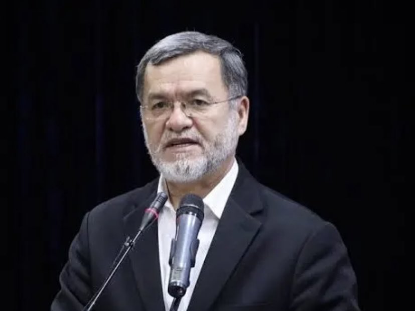 سرور دانش هر شش ماه یک بار از خواب زمستانی بیدار می شود و شعار فدرالیسم سر می دهد۔ این که ایا فدرالیسم گزینه خوبی برای بیرون رفت از معضلات و مشکلات افغانستان هست یا نیست، بماند، اما اعتماد کردن و و به قول معروف ریش و قیچی را دوباره به دست نااهل سپردن اشتباه بزرگ و خیانتی