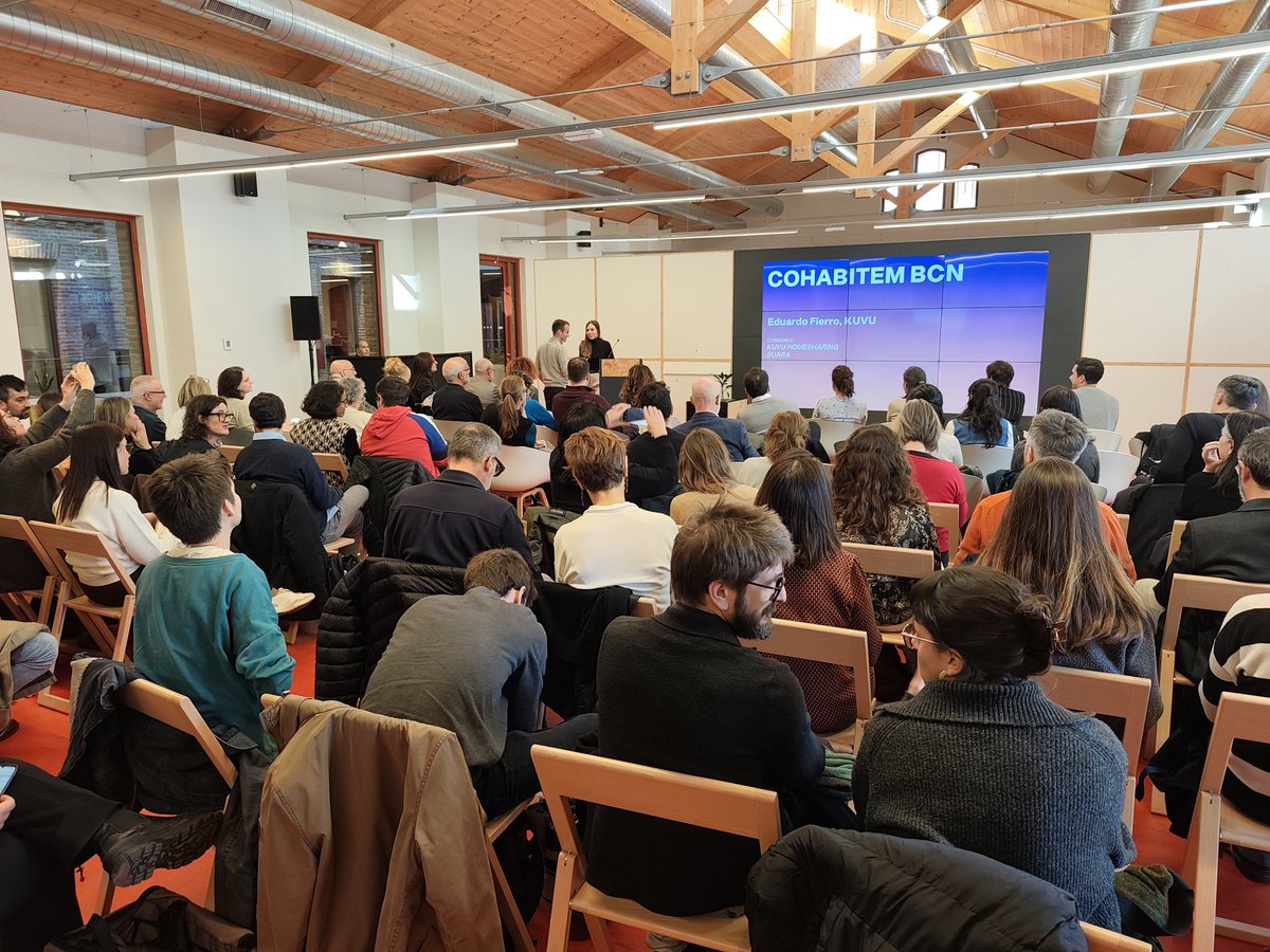 Cèlia Hil 💻 #TalentoSenior tweet media