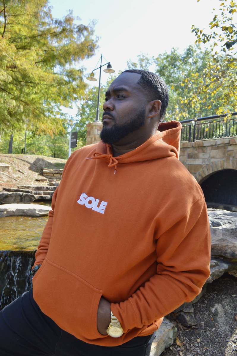 onmysolebrand's tweet photo. Derion is #OnMySole

Derion Jackson is a Senior Financial Business Development Manager transcending his Style, Optimism, Leadership, and Excellence.

Visit https://t.co/0JOVVcAUBO (link in bio) to shop our exclusive merch and follow @onmysolebrand @thesoleshow_. https://t.co/LPixiB0VbE