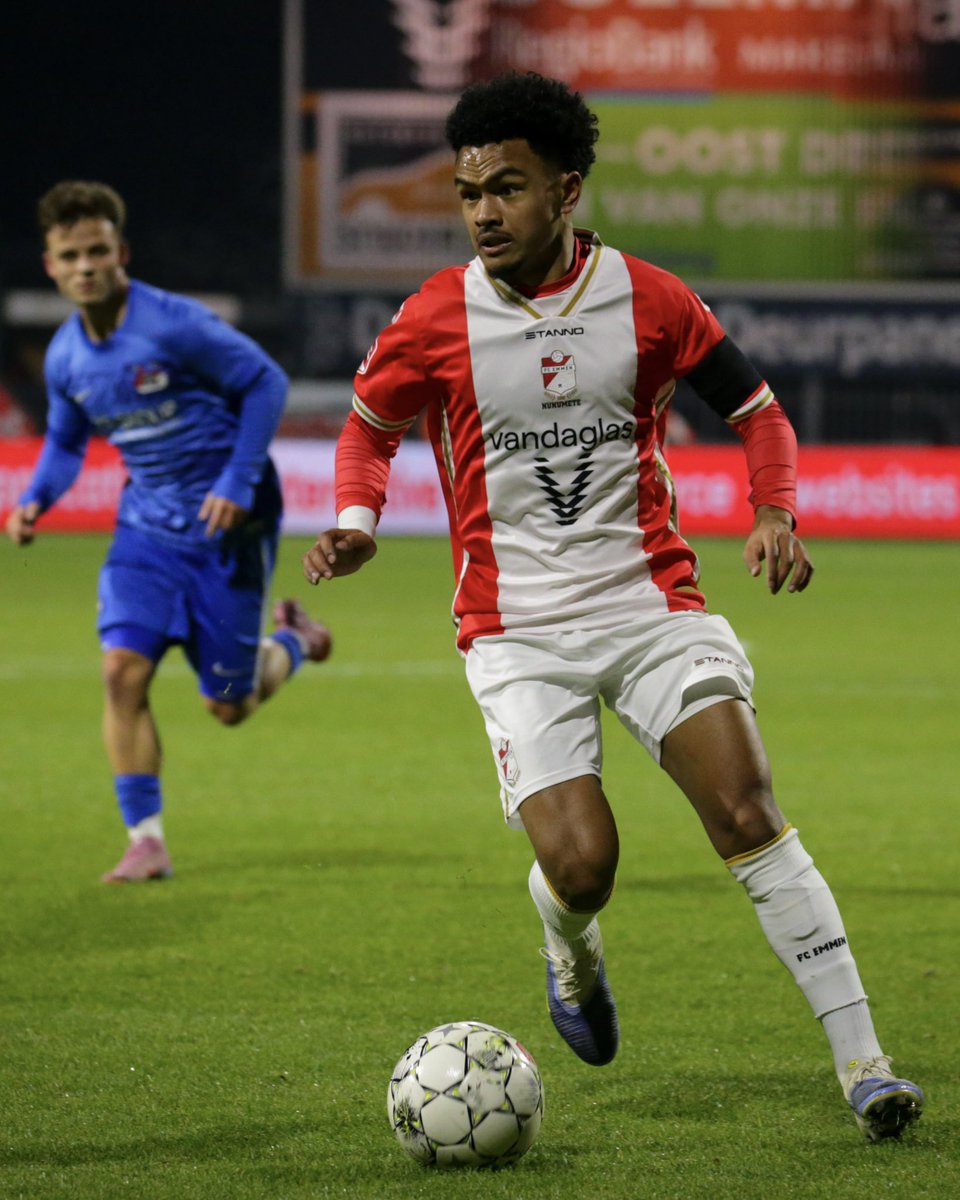 Nunumete en Evina ➟ Elftal van de Week!

Maak Franck Evina de Speler van de Week! Stem via de link hieronder! 

👉 …ampioen-divisie.campaign.playable.com/speler-van-de-…

#EMMjaz #100jaarEmmen #VeurAltied #HIERKOMIKWEG