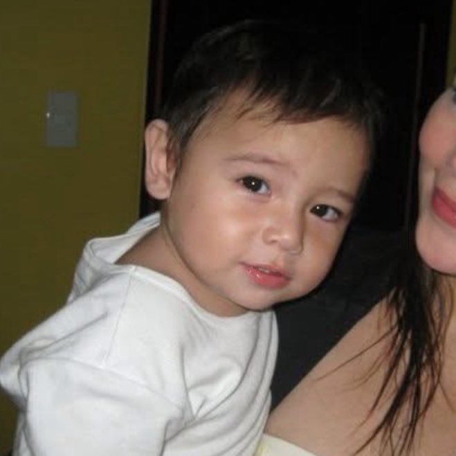 heatherwedur's tweet image. sa mga nagsasabi na wala sya awkward phase… true lmfao, di manlang namin sya maasar ni maimai 😭😂