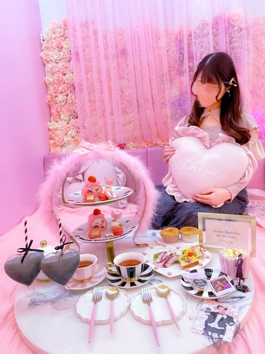 miho_whale3's tweet photo. ୨୧ﻌ❤︎ 𝙷𝚊𝚙𝚙𝚢 𝙱𝚒𝚛𝚝𝚑𝚍𝚊𝚢 𝟸𝟶𝟸𝟻.𝟷𝟸.𝟶𝟹 ❤︎ﻌ୨୧

39歳のお誕生日おめでとうございます♡
弘樹さんの舞台を拝見している時間が
何よりも大切で 何よりも大好きです🐰
これからも心より 応援しています💐🤍

♡@hiroki12_3 https://t.co/AB48ab32kg