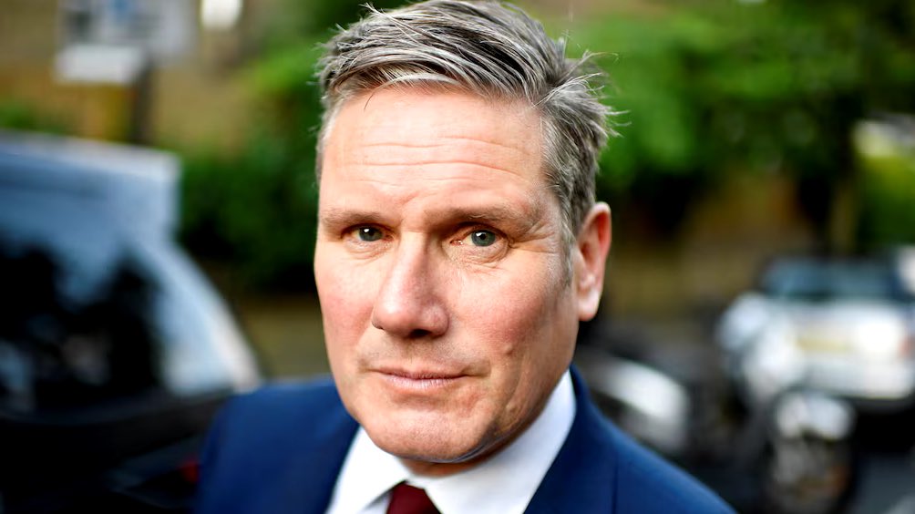 FakeShowbizNews's tweet photo. Sir Keir Starmer says it’s interesting that most of the people who call him a cunt are actually cunts themselves.

“Especially Carol Decker,” he laughed https://t.co/mB2WBXZUP1