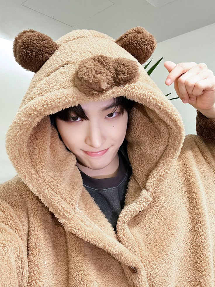 Fixon_ree's tweet image. ○ therapy
○ counseling 
○ medicine
● capybara mingi mini thread ₍ᐢ•(ｪ)•ᐢ₎