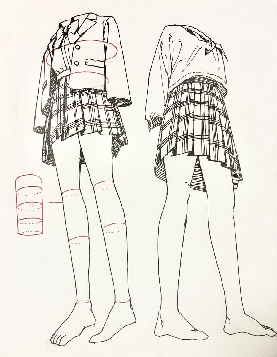 漫画家志望フレンズに捕捉。
描いたあとに「腕や腰、足などの円柱形のものは、細かく輪切りにして、パースに合ってるか確認するとアオリ、フカンの確認になります」
とにかく「描いた後に確認する、からの修正」。
#日々描く