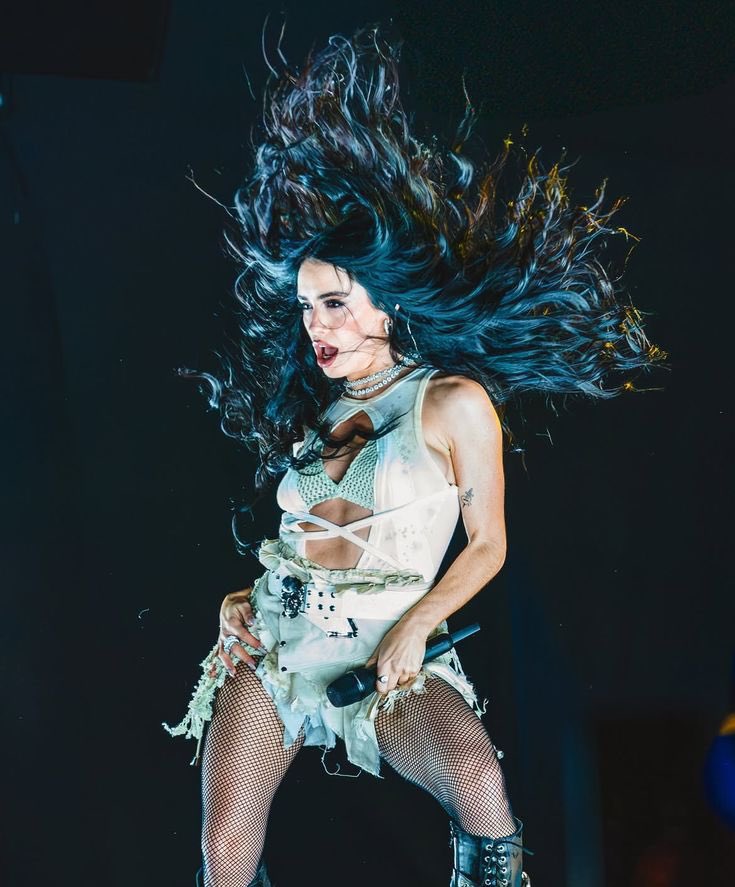 Lali Charts tweet media