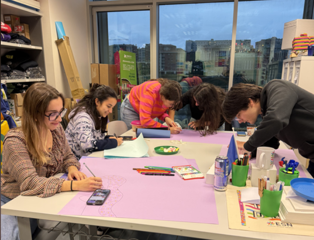 esnsantander's tweet photo. Estas dos últimas semanas hemos estado con los #socialimpactdays de otoño. Una iniciativa desde @ESN_Int para promocionar todas aquellas iniciativas que derivan en un impacto social positivo de la juventud internacional en su ciudad de acogida. Aquí os dejamos algunas fotos☺️✊ https://t.co/b1zgcBzu5U