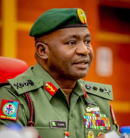 IshayaBundot's tweet photo. President @officialABAT nominates General Christopher Musa as the new Minister of Defence.
#YESTINUBUCANDOIT
#IAMBATIFIED
#BAUCHIBOY https://t.co/qmHqZ6Ci7O