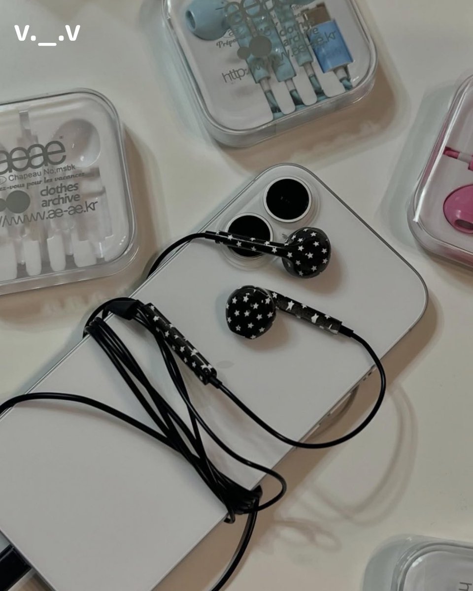 me_you_you_'s tweet image. aeae有線コード‼️

꒰ঌ 12/3 (Wed) 12:00~ Release ໒꒱
【商品詳細】
AE CUSTOM EARPHONES (USB-C)
-¥2,970(tax in)

・WHITE/RED
・PINK
・MINT
・SKY BLUE
・BLACK★