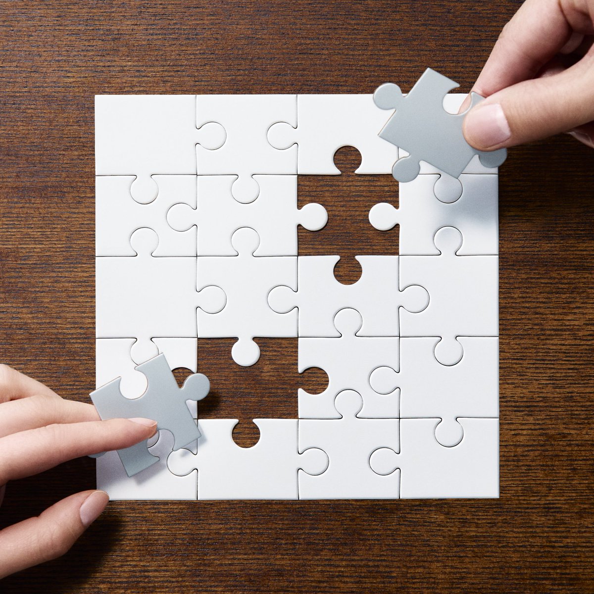 💐New Release💐

Major 4th Single

「僕だけの矛盾」

▼Streaming / Download
lnk.to/retroriron_bdm