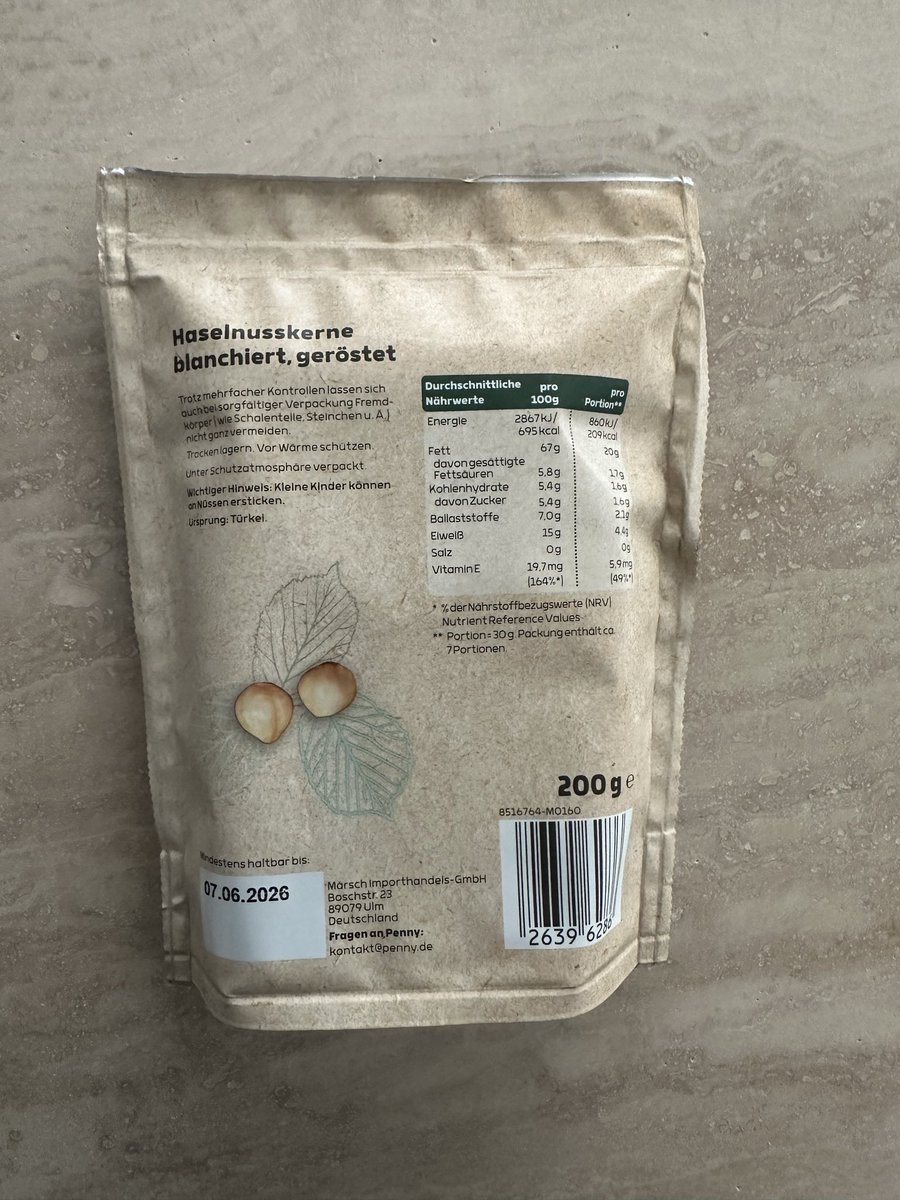 murgiosman's tweet photo. @ProfDrYavuzKaya Almanya’da 2,99 Euro ya satıyorlar, çifte kavurulmuş Fındığı. Kim kimi kıskanıyor anlamış değilim. https://t.co/lo3NSPIbKg