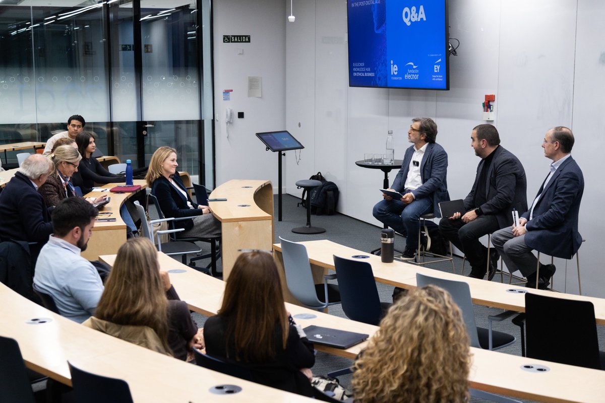 Fund_Elecnor's tweet photo. 💡 Ha sido un honor celebrar #FreedomAtWork junto a @IEBusiness (@IEuniversity) y @EY_Spain. Un espacio de reflexión sobre ética, tecnología y liderazgo responsable en la era post-digital. ¡Gracias a ponentes y asistentes por hacerlo posible! #EthicalBusiness https://t.co/VEmLKYW9LF