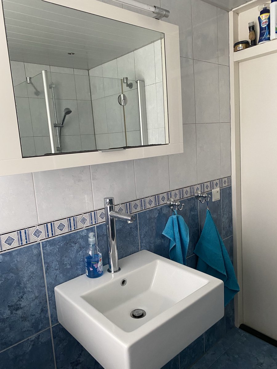 Gerrie867's tweet image. Dik 3,5 uur mee bezig geweest, maar dan kan ie er ook weer een poosje tegen💪Hoef ik um voorlopig alleen maar bij te houden😍 #Badkamer #Todolist✅