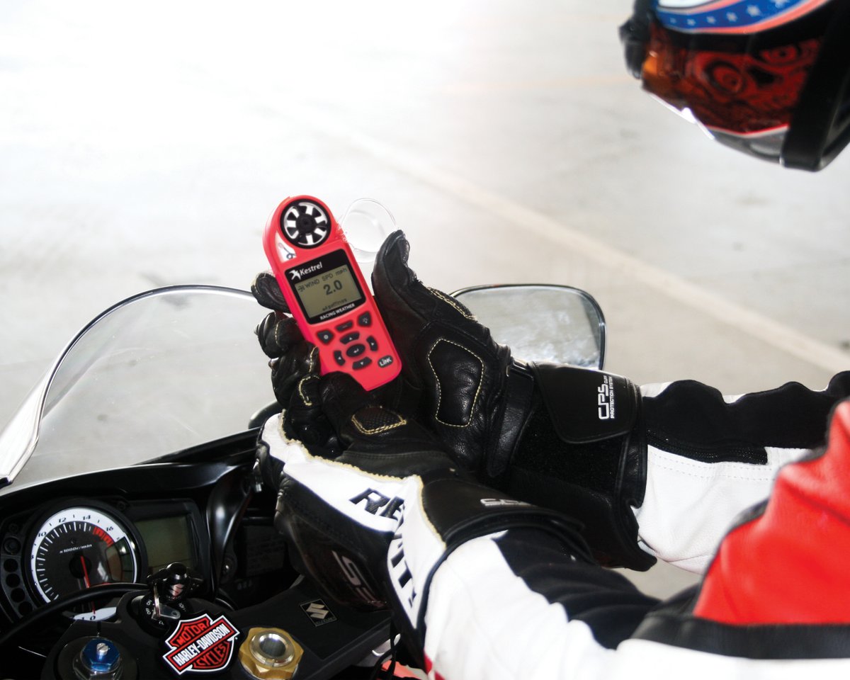 KestrelWeather's tweet image. Track conditions change fast — the Kestrel 5100 keeps us one step ahead.
#RacingTech #Kestrel5100 #Racing #Weather #WeatherTech