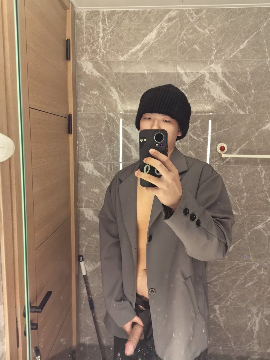 因为养胃被迫4i上瘾 tweet media