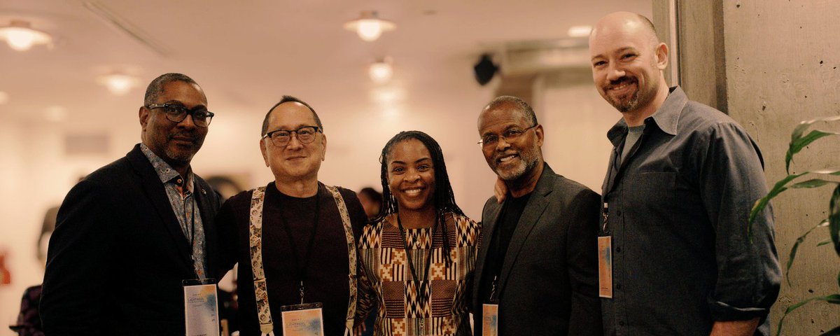 FILMFAAAF's tweet image. This #GivingTuesday, your gift helps amplify Black storytelling.
Support filmmakers, youth creators, and year-round cultural programs at FAAAF.
🎥 LightReel
🏆 Black Reel Awards + BoltsTV
🌟 Pantheon Awards
🎬 Reel Kids &amp;amp; Producers Institute

Donate today: FAAAF.org/donate