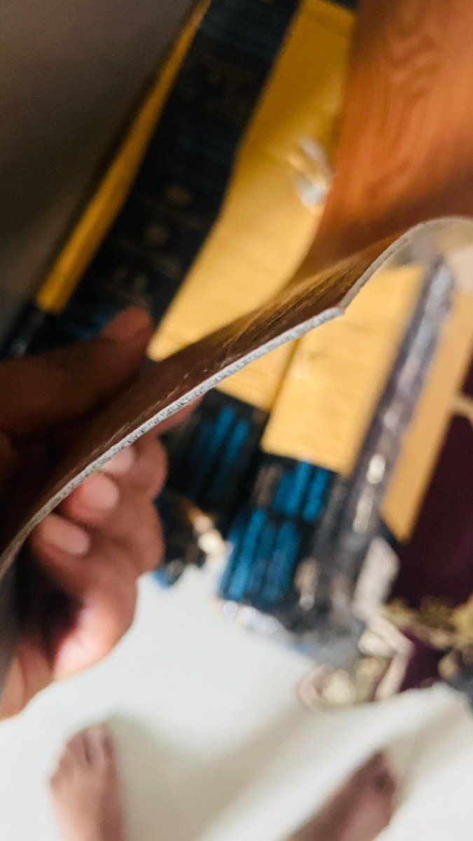 RayAmarjeet's tweet photo. I want highlight a FRAUD by AMAZON INDIA @amazonIN   Recently I bought a product from AMAZON Website and the Seller delivered product of completely different brand and specifications. On raising complaint regarding the product, AMAZON started favoring Seller. https://t.co/O9AoZ1UShK