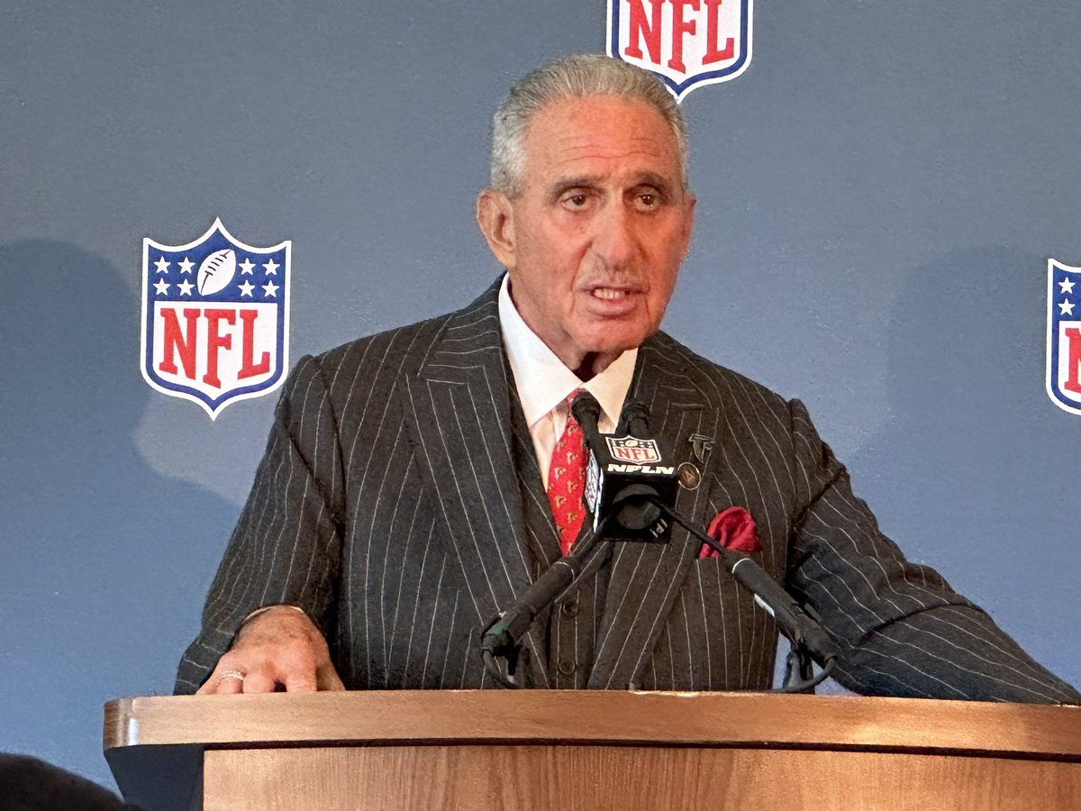 (Mad) Mike Luciano! tweet media