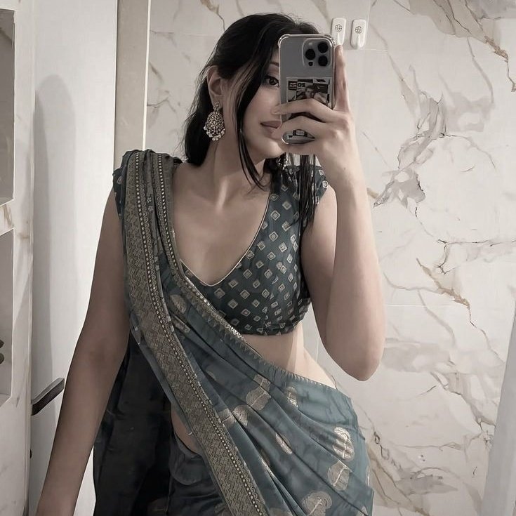 LOLandLips's tweet image. This right here!