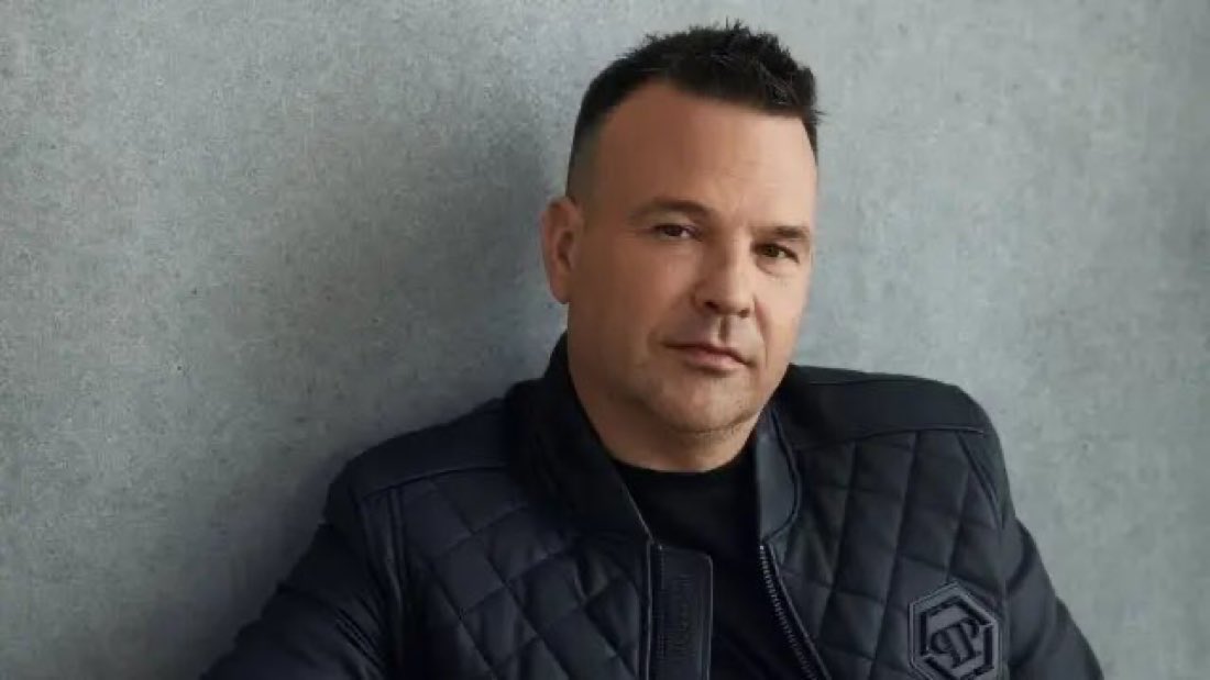 José Elías Garzón, para <a href="/diarioas/">Diario AS</a> 

🎙️“Lo primero que haría como presidente, sería vaciar Cuenca y llenarla de placas solares. Puede parecer una locura, pero es un movimiento game-changer.
A la gente de Cuenca, se le incorporaría lentamente a diferentes municipios de España,