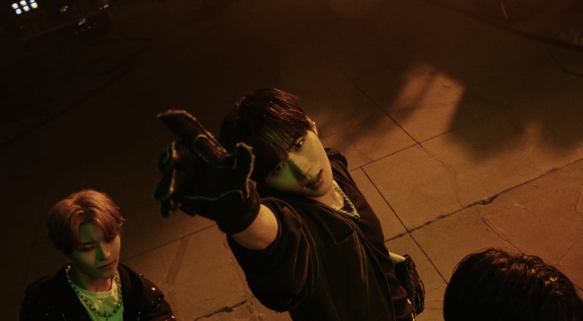 macario1420's tweet image. Junseo got the formula

#ALPHADRIVEONE_FORMULA #JUNSEO #ALD1 #알파드라이브원 #FORMULA