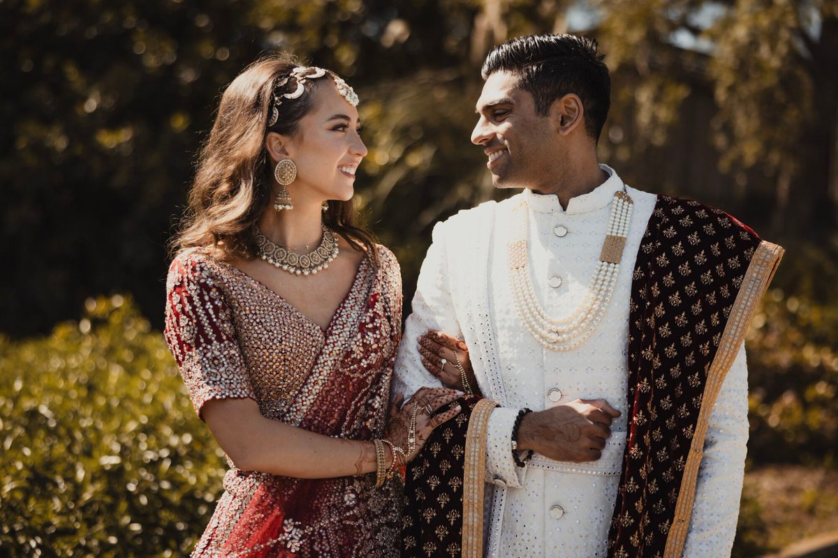 SLR Lounge tweet media