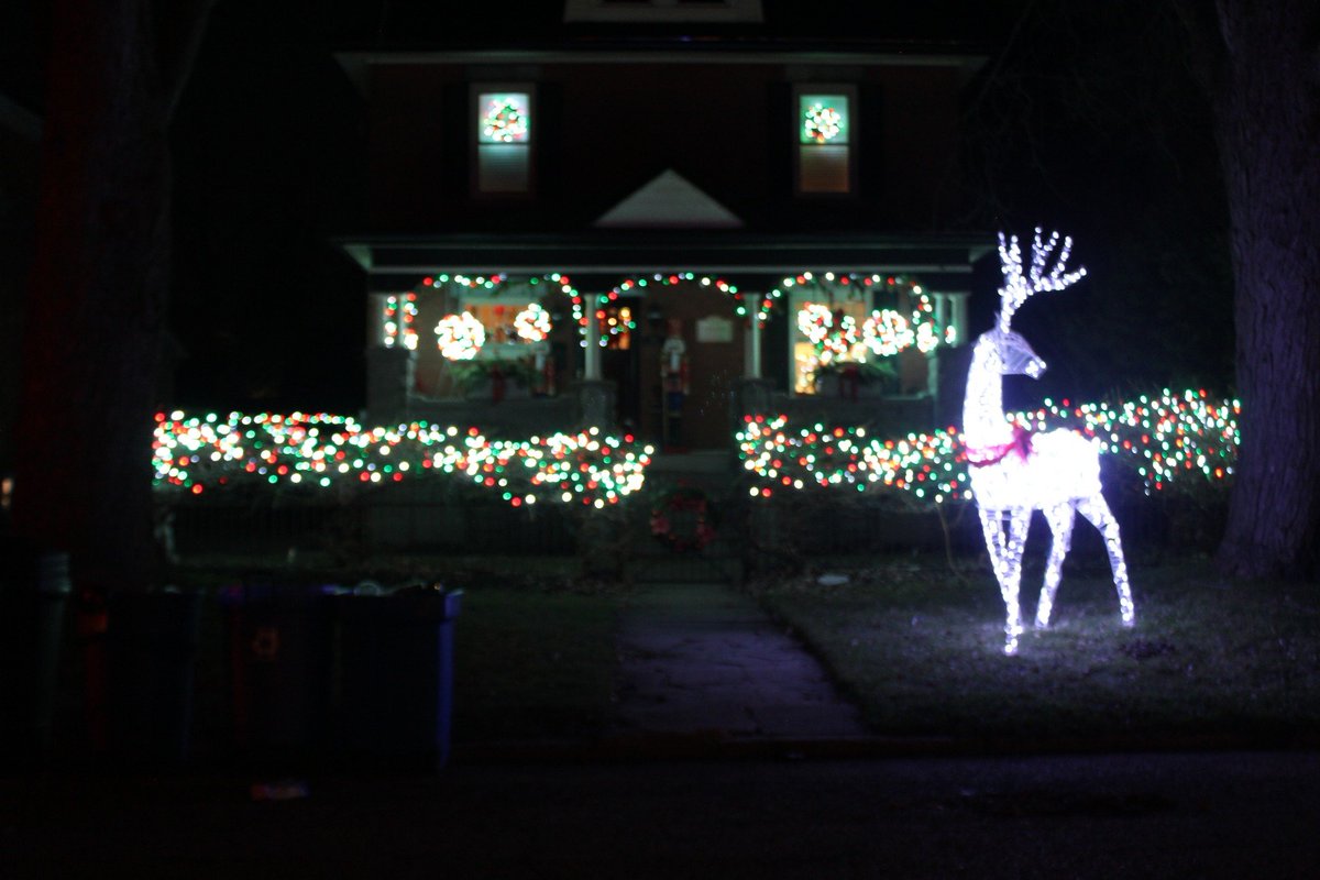 Jamie: Enjoyed chatting with Bonnie Henderson from Stratford Civic Beautification &amp; Environmental Awareness Committee. It's almost time for the LIGHT UP STRATFORD contest. Judging takes place Dec 11 - 14. Decorate your home or business: drive.google.com/file/d/1cWYyBy…
