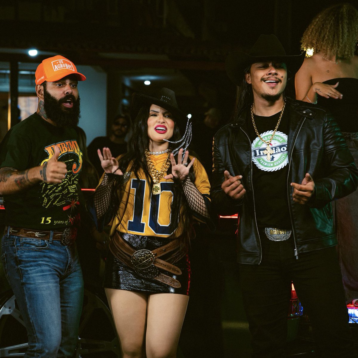 Nóis É da Pecuária, Us Agroboy e Ellen Nery 🔥 05/12 às 00h00 nos apps de música e clipe no YouTube às 11h00! Lançamento pra agitar o seu fim de ano BB 😍