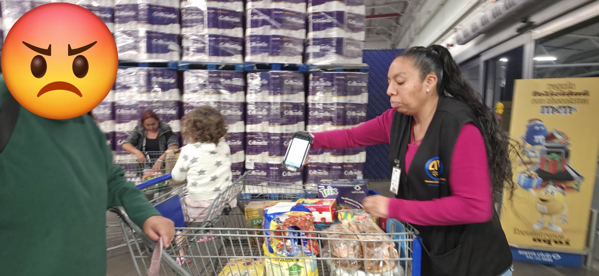 CITADINO40's tweet photo. @Profeco @SamsClubMexico @GobTlajomulco DENUNCIA EN EL SAMS DE LA TIJERA EN EL MUNICIPIO DE TLAJOMULCO DE ZUN̈IGA JALISCO, REALIZAN CON TOTAL INPUNIDAD LA REVISIÓN DE TICKETS AL SALIR DE LA TIENDA,  AQUI DEJAMOS EVIDENCIA PARA QUE @Profeco HAGA VISITA.  GRACIAS https://t.co/BplxXkE8Aq