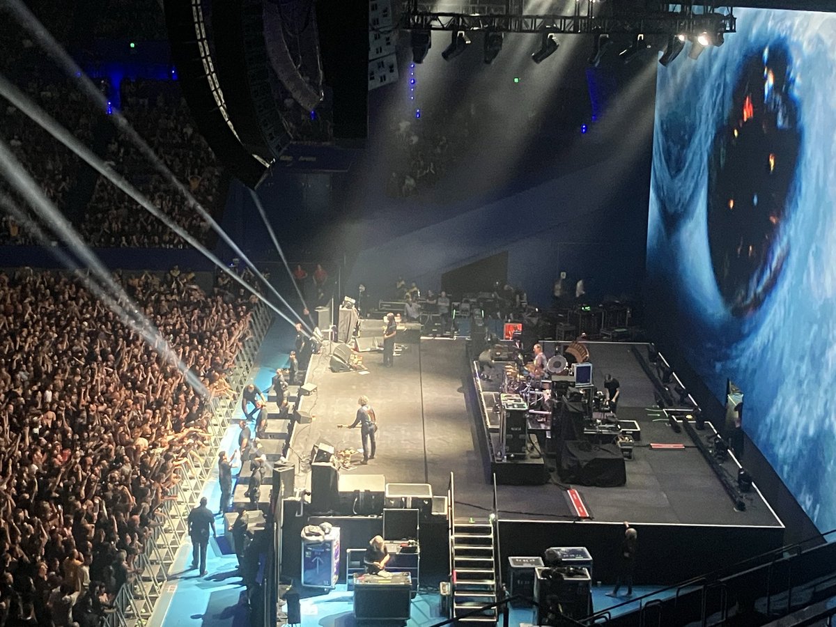 _Mark_D's tweet image. Took advantage of last minute cheap tickets to see TOOL at an arena show for the first time since 2002 at the Perth Entertainment Centre.  👁️ #TOOLPerth #RACArena