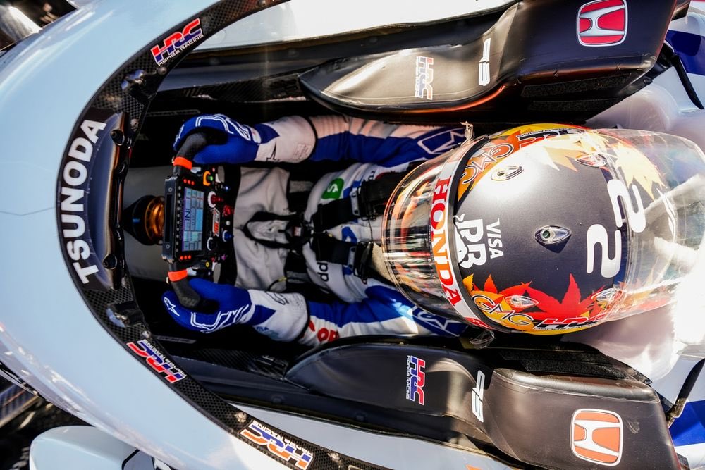 Come back Stateside Yuki, get your butt back in an Indycar, and have as much fun as you did in your test, every weekend. <a href="/yukitsunoda07/">角田裕毅/Yuki Tsunoda</a> <a href="/HondaRacingGLB/">Honda Racing Global</a>