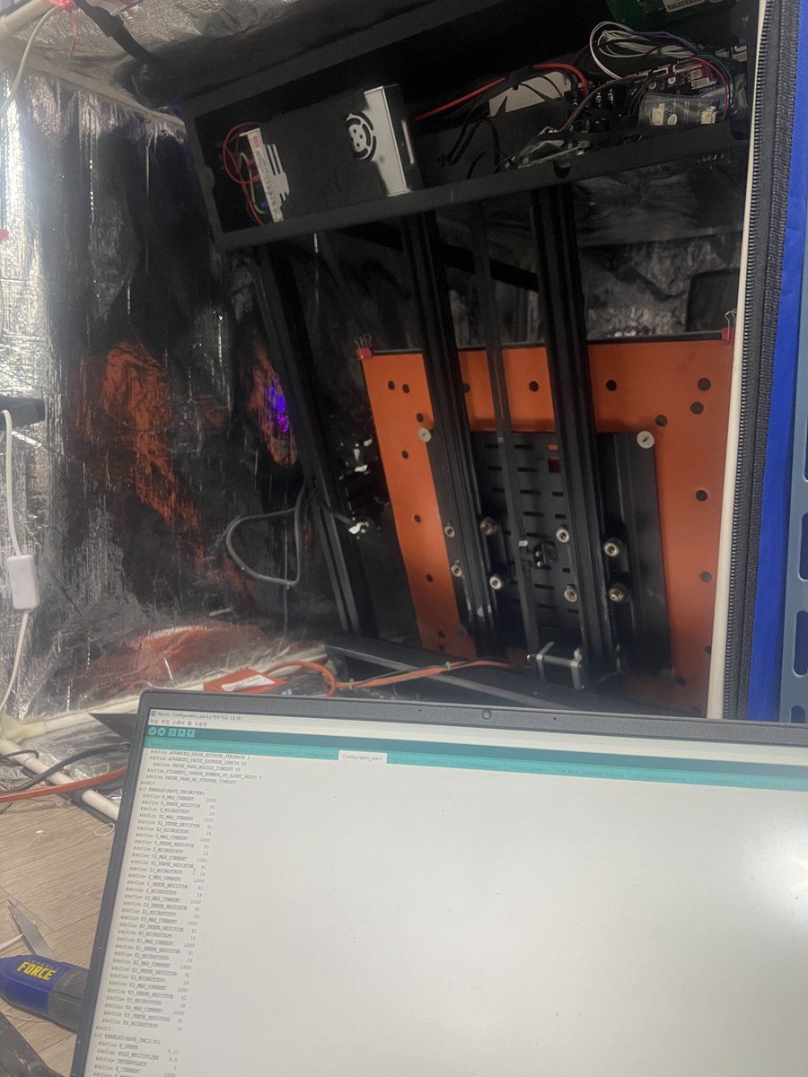 sunabc02's tweet image. 펌웨어 수정중⚒️